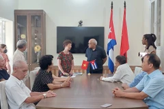 Cựu sinh viên Việt Nam hỗ trợ Cuba khắc phục hậu quả vụ cháy Matanzas