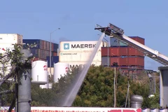 Hỏa hoạn được cho bắt nguồn từ một bình gas. (Nguồn: iNews)