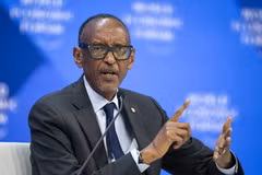 Tổng thống Rwanda Paul Kagame phát biểu tại một hội nghị ở Davos, Thụy Sĩ. (Ảnh: AFP/TTXVN)
