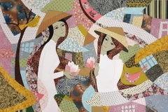 Dựa trên kỹ thuật quilting (may hai hoặc nhiều lớp vải vào nhau, sử dụng phổ biến trong may vá, trang trí nội thất), Nguyễn Thu Huyền đã tạo ra những bức tranh ghép vải mang dấu ấn riêng. (Ảnh: BTC) 