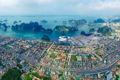 Một bức ảnh trong bộ ảnh “Hạ Long nhìn từ trên cao” của tác giả Huỳnh Văn Truyền. (Nguồn ảnh: BTC cung cấp)