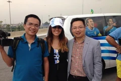 Cổ động viên Uruguay đòi nhận phóng viên TTXVN làm con rể