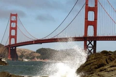 Phát hiện xác ba con tàu "ma" bị mất tích gần cầu Cổng Vàng