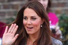 Công nương Kate Middleton thông báo mang thai đứa con thứ hai