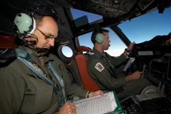 Đổi hướng tìm MH370 sang "manh mối mới đáng tin cậy"