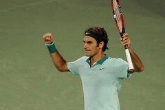 Roger Federer khiến Murray phải ôm hận, Stan Wawrinka thua sốc