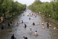 Pakistan: Hàng chục người thiệt mạng dưới cái nóng 47 độ C