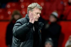Tin 6/1: CĐV đòi sa thải Moyes, Arsenal chịu tổn thất