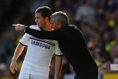 Tin tối 15/3: Mourinho "cay cú," M.U nhắm tuyển thủ Brazil