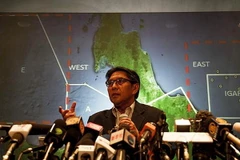 2 người dùng hộ chiếu đánh cắp có diện mạo giống Balotelli