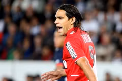 Tin 3/3: Real có hàng khủng, Becks quay lưng với M.U?
