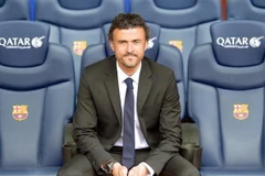 Barcelona: Huấn luyện viên Luis Enrique và cây gậy chỉ huy