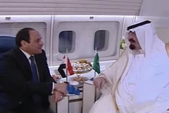 Quốc vương Saudi Arabia thăm chớp nhoáng tới Ai Cập