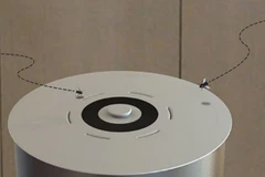 Nắp thùng rác "ăn thịt" ruồi đoạt giải thưởng Red Dot