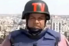 Phóng viên bật khóc khi đưa tin về chiến sự tại Dải Gaza