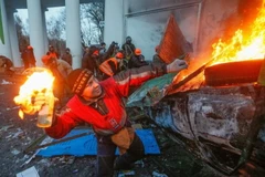 Chùm ảnh người biểu tình quá khích tại Ukraine