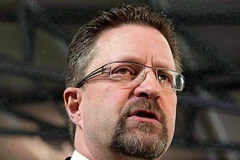 Người đứng đầu cơ quan giám sát tình báo Canada từ chức