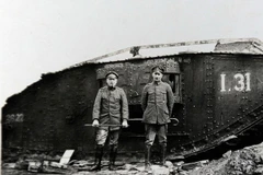 Bộ sưu tập 5.000 bức ảnh thời Thế Chiến 1 từ... thùng rác