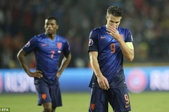 Vòng loại EURO 2016 ngày 10/9: Hà Lan lại nhận thêm cú sốc