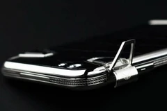 Ra mắt hàng loạt các phụ kiện sang trọng "ăn theo" iPhone 6