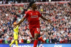 Sterling, Sturridge giúp Liverpool nhọc nhằn giành ba điểm