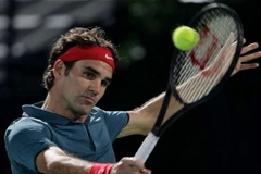 Federer khiến Djokovic tâm phục sau màn ngược dòng