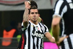Video cú sút kinh hoàng bắn hạ Milan của Carlos Tevez