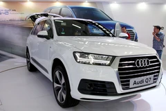 Một bất ngờ từ Audi dành cho khách tham dự triển lãm là mẫu Audi Q7 hoàn toàn mới- huyền thoại quattro. (Ảnh: Doãn Đức/Vietnam+)