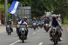 Các phần tử quá khích trong cuộc biểu tình ở Managua, Nicaragua. (Nguồn: EFE-EPA/TTXVN)