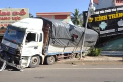 Hiện trường vụ tai nạn. (Ảnh: Đậu Tất Thành/TTXVN)	