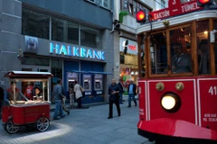 Một tòa án địa phương tại New York (Mỹ) đã buộc tội hình sự đối với ngân hàng Halkbank. (Nguồn: Bloomberg)