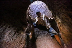 [Mega Story] Đời 'phu giếng' sống và chết bên những miệng hố