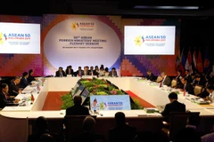 Toàn cảnh ngày họp đầu tiên của Hội nghị Bộ trưởng Ngoại giao ASEAN lần thứ 50 ở Manila, Philippines ngày 5/8. (Nguồn: EPA/TTXVN)
