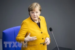 Thủ tướng Đức Angela Merkel phát biểu tại phiên họp Quốc hội ở Berlin. (Ảnh: THX/TTXVN) 