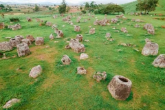 Những chiếc chum cổ thạch với đủ hình dáng, kích thước nơi đây đã tồn tại hàng ngàn năm. (Nguồn: Bá Thành/Vietnam+)