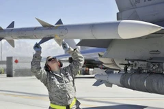 Tên lửa không đối không AIM-120C, (Nguồn: Getty Images)