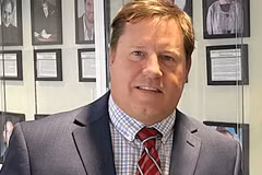 Ông Eric Eiswert, hiệu trưởng trường trung học Pikesville. (Nguồn CNN)