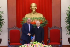 Tổng Bí thư Nguyễn Phú Trọng tiếp Chủ tịch Thượng viện Cộng hòa Pháp Gérard Larcher. (Ảnh: Văn Điệp/TTXVN)