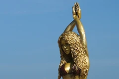 Shakira được vinh danh tại quê nhà