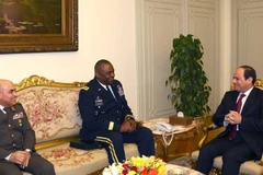 Tổng thống Ai Cập Abdel Fattah El-Sisi và Bộ trưởng Quốc phòng Mỹ Lloyd Austin.(Nguồn: Daily Cairo)