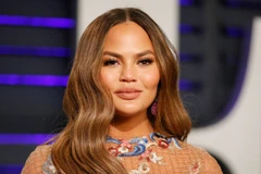 Siêu mẫu nổi tiếng người Mỹ, Chrissy Teigen, đã nối dài danh sách người nổi tiếng "tẩy chay" Twitter. (Nguồn:Skynew)