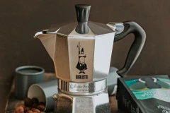 Máy pha càphê Moka Express.(Nguồn: Whittard)