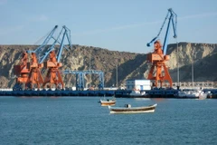 Bộ Tài chính Pakistan ​dỡ bỏ tất cả các hạn chế đối với hàng nhập khẩu
