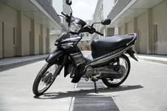 Nhật Bản đặt mục tiêu loại bỏ xe chạy bằng xăng trong 15 năm tới