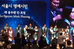 Chị Lê Nguyễn Minh Phương tại buổi vinh danh "Công dân danh dự Seoul"- Ảnh: NVCC