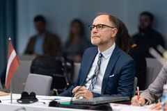 Bộ trưởng Quốc phòng Latvia Andris Spruds. (Nguồn: AFP)
