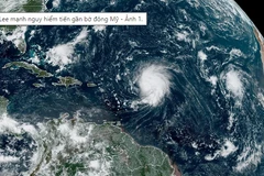 Bão Lee tăng cấp với sức gió gần 200 km/h, đe dọa Bờ Đông nước Mỹ