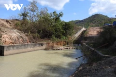 Hố nước nơi 3 em học sinh đuối nước thương tâm. (Nguồn:VOV)