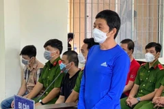 Bị cáo Trần Công Xuân (Chín Xuân) được xác định có vai trò xúi giục các bị cáo khác thực hiện hành vi phạm tội. (Ảnh: TTXVN phát)