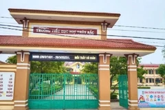 Làm rõ vụ việc lãnh đạo trường tiểu học xô xát tại trường